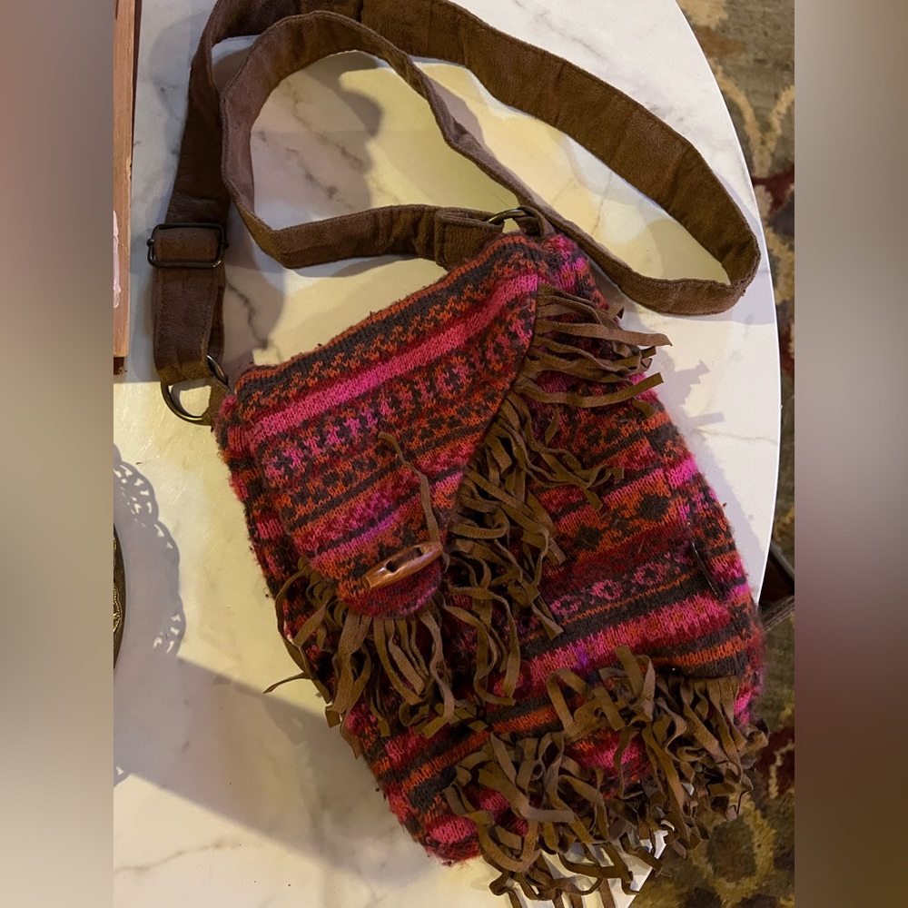 AZTEC FABRIC MESSENGER BAG